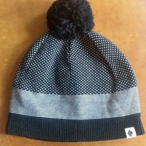 [BlackDiamond] Bobble Beanie